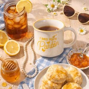 Dolly Parton “I Beg Your Parton” Ceramic Mug 16oz | Yellow Butterfly Coffee Cup